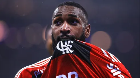 Gerson, do Flamengo, se recupera de uma cirurgia no rim - Foto: Marcello Zambrana/AGIF
