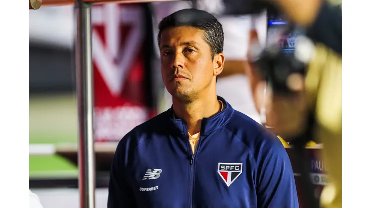 Feito defensivo do São Paulo de Thiago Carpini irritou torcida diante do Talleres.