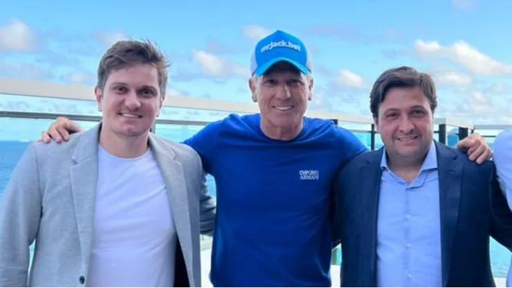 Direção e treinador do Grêmio juntos