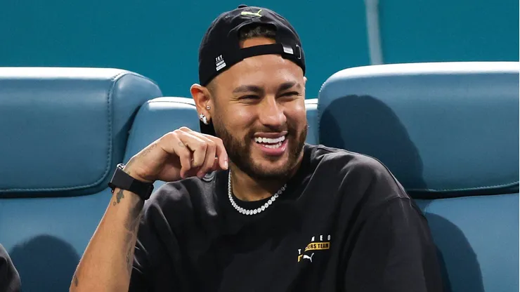 Neymar pode ser determinante para que Santos tenha chance de contratar o craque