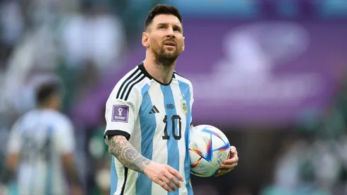 Messi na primeira rodada da Copa do Mundo em duelo entre Argentina Vs Arábia Saudita. (Foto: Matthias Hangst/Getty Images)
