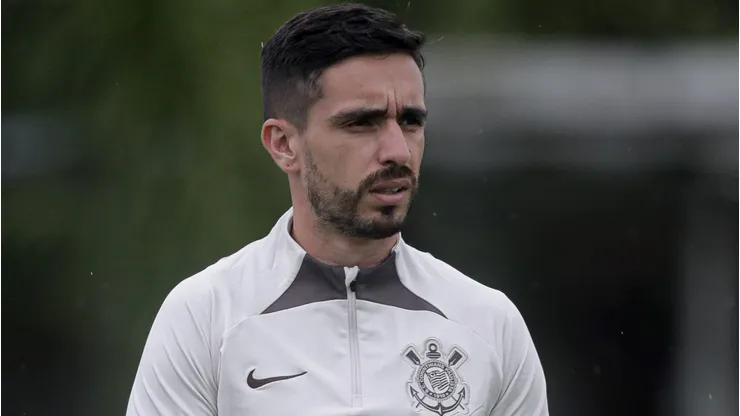 Igor Coronado atuou apenas em uma partida pelo Timão desde que chegou e saiu lesionado