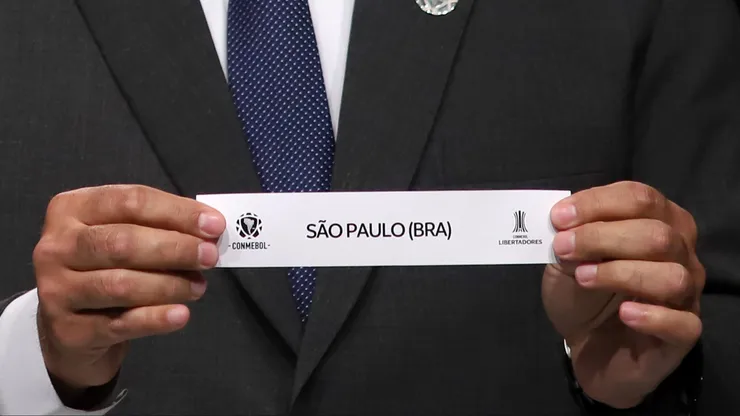 São Paulo está de volta a competição e almeja o título que não vence há 19 anos. Photo by Luis Vera/Getty Images