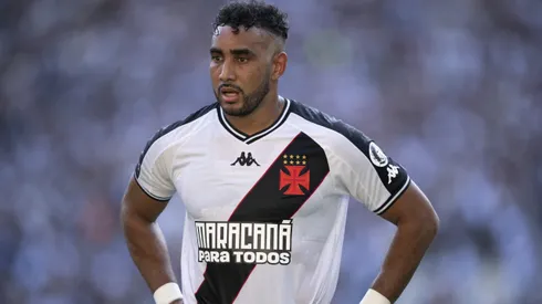 Francês vivia bom momento pelo clube carioca, mas ficará um tempo fora