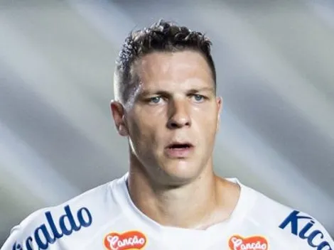 Três nomes surgem como principais alternativas para substituir Furch no Santos