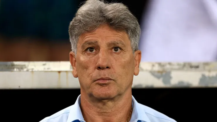 Renato deu aval para renovação de meio-campista até o fim de 2027