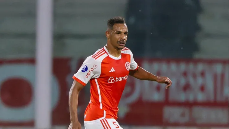 Fernando chegou ao Internacional em 2024 e está se readaptando ao Brasil. Foto: Ricardo Duarte / SC Internacional.