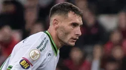 Emmanuel Martínez joga muita bola