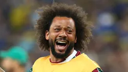 Marcelo comemora ao lado de companheiro título da Libertadores de 2023. Lateral deu entrevista ao Podcast Podpah. Foto: Raul Sifuentes/Getty Images