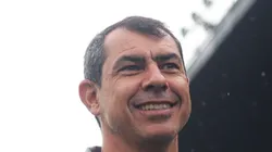 Carille antes da partida contra o Guarani pelo Paulistão 2024. Treinador é elogiado em programa de TV.