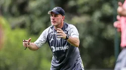 Gabriel Milito, do Atlético, comanda treino na Cidade do Galo - Foto: Pedro Souza/CAM