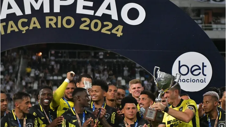 Botafogo garantiu classificação para a Copa do Brasil após vencer Taça Rio. Foto: Thiago Ribeiro/AGIF