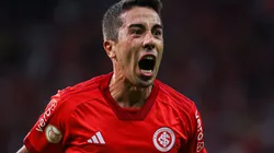 Carlos De Pena comemorando gol do Internacional contra o Goiás, no Beira-Rio, em partida pelo Campeonato Brasileiro, dia 30/04/2024.