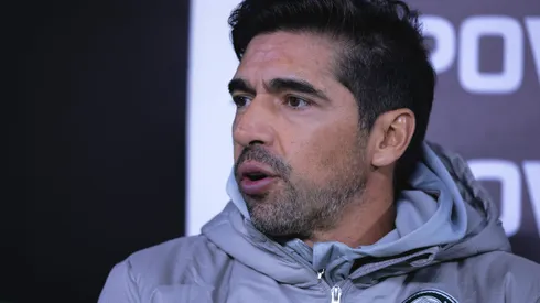 SP - SAO PAULO - 30/05/2024 - COPA LIBERTADORES 2024, PALMEIRAS X SAN LORENZO - Abel Ferreira tecnico do Palmeiras durante partida contra o San Lorenzo no estadio Arena Allianz Parque pelo campeonato Copa Libertadores 2024. Foto: Ettore Chiereguini/AGIF