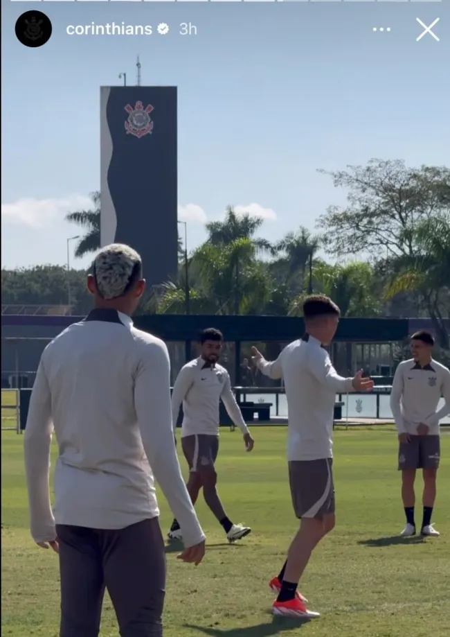 Matheus Bidu treinando no CT Joaquim Grava – Foto: Divulgação/Corinthians