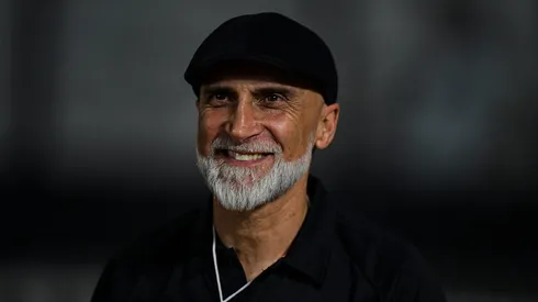 RJ - RIO DE JANEIRO - 21/05/2024 - COPA DO BRASIL 2024, VASCO X FORTALEZA - Alvaro Pacheco tecnico do Vasco antes da partida contra o Fortaleza no estadio Sao Januario pelo campeonato Copa Do Brasil 2024. Foto: Thiago Ribeiro/AGIF