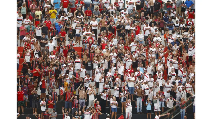 Foto: Thiago Calil/AGIF - Torcida do Botafogo-SP tomou atitude com elenco