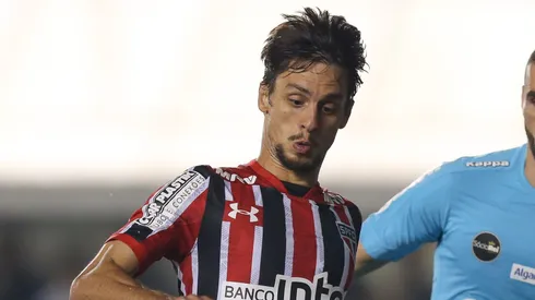 Rodrigo Caio fecha com o Grêmio – Foto: Getty Images
