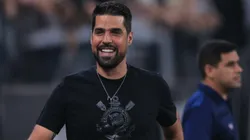 O Corinthians de António Oliveira projeta as oitavas da Sul-Americana.