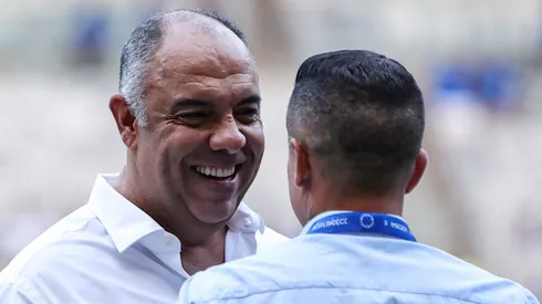 MG - BELO HORIZONTE - 19/10/2023 - BRASILEIRO A 2023, CRUZEIRO X FLAMENGO - Marcos Braz vice presidente do Flamengo durante partida contra o Cruzeiro no estadio Mineirao pelo campeonato Brasileiro