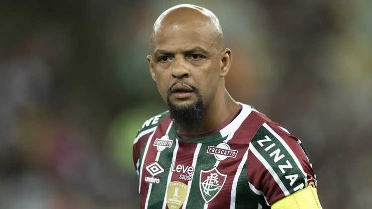 Felipe Melo prefere "fugir" do Flamengo na Libertadores.