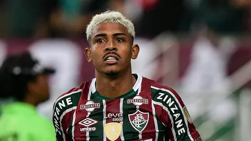 John Kennedy, jogador do Fluminense, comemora seu gol durante partida contra o Alianza Lima no estádio Maracanã pela Copa Libertadores
