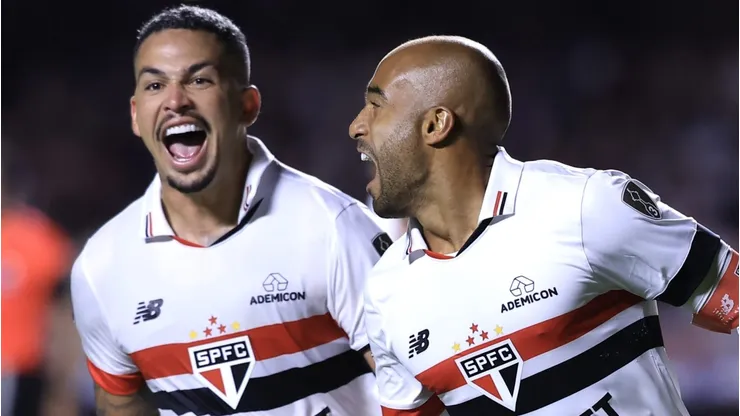 Lucas Moura e Luciano em ação na partida entre São Paulo x Talleres