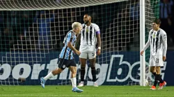 Soteldo comemora gol diante do The Strongest, no Couto Pereira. Foto: Heuler Andrey/Getty Images)