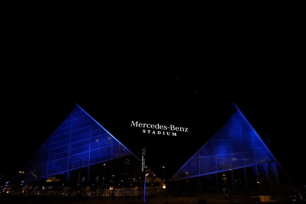 Mercedes-Benz tem capacidade para mais de 70 mil pessoas. Kevin C. Cox/Getty Images.