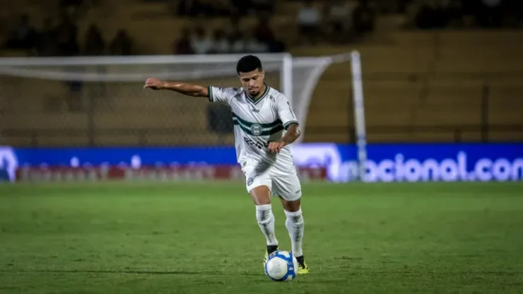 Duelo entre Ceará e Coritiba abre 8ª rodada da Série B.
