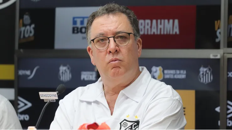 Marcelo Teixeira pretende negociar jogadores para equilibrar as finanças do clube