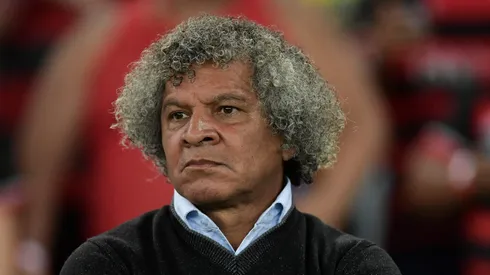 Alberto Gamero, técnico do Millonarios, durante partida contra o Flamengo no estádio Maracanã pela Copa Libertadores