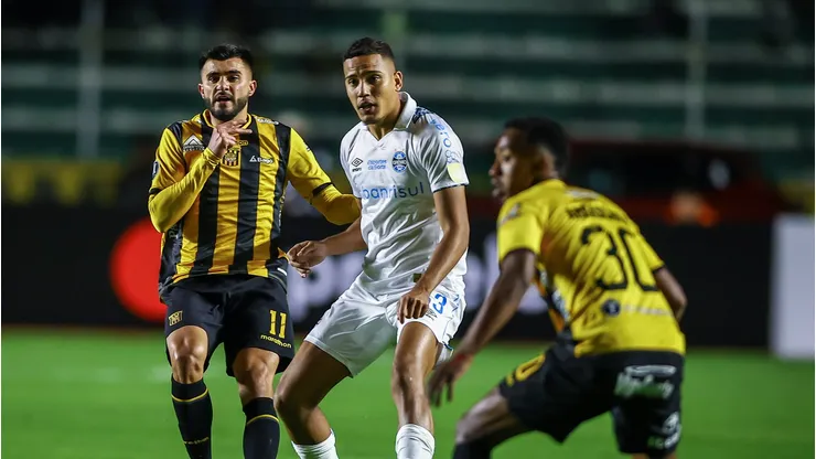 Grêmio e Strongest jogaram na Bolívia no primeiro turno (Foto: Lucas Uebel/Grêmio)