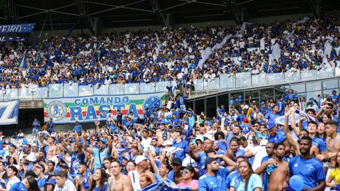 Torcida do Cruzeiro no Mineirão. Foto: Gilson Lobo/AGIF