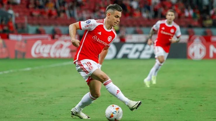 Internacional tem retomada do futebol em jogo decisivo da Sul-americana contra Belgrano. Imagem de Borré no jogo Inter x Tomayapo.Foto: Lucas Gabriel Cardoso/AGIF