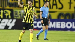 Lucas Hernández, do Peñarol, em campo pela Libertadores (Foto: Ernesto Ryan/Getty Images)