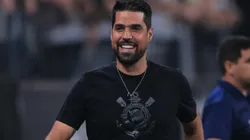 António Oliveira quer contratar no Corinthians