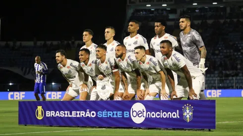 Atletas do Peixe se atrasaram para o início do confronto