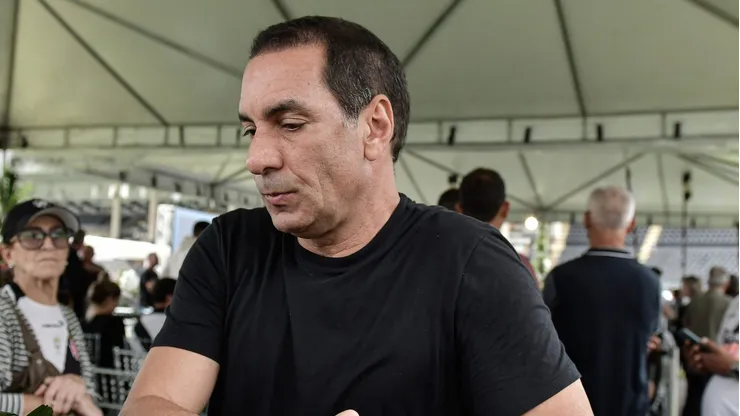 Edmundo analisou o elenco de Tite e se rendeu a titular