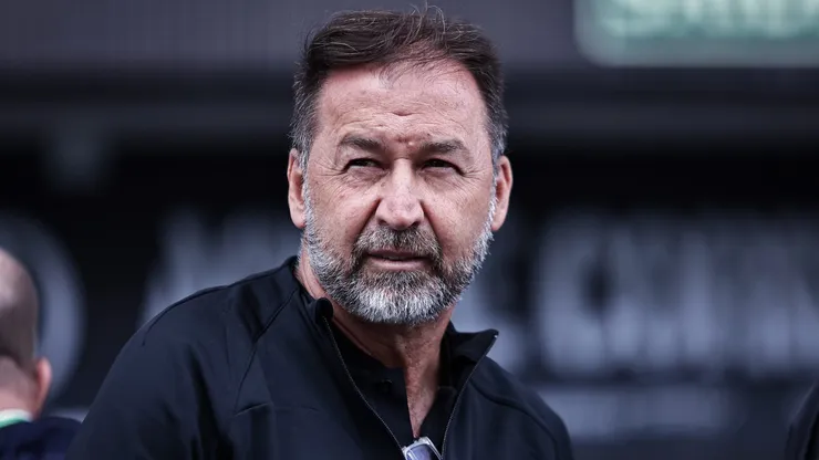 Augusto Melo toma decisão imediata sobre diretor diante polêmica