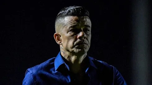 D'Alessandro, ex-dirigente do Cruzeiro, em partida contra o Vasco pelo Brasileirão Série A