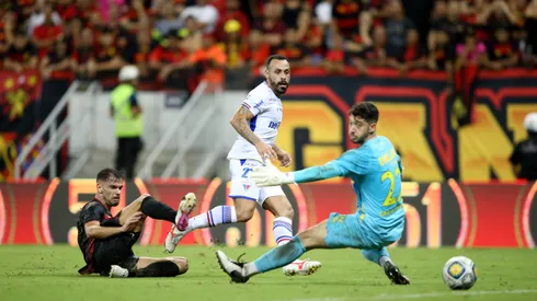 Moises comemora gol do Fortaleza durante a partida contra o Sport. Foto: Marlon Costa/AGIF