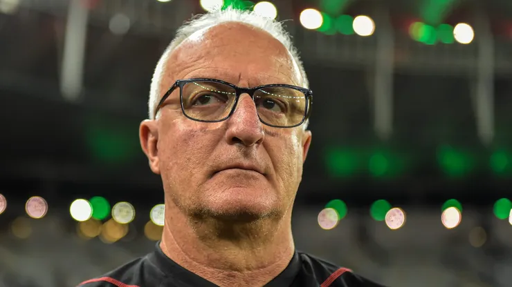 RJ - RIO DE JANEIRO - 22/11/2023 - BRASILEIRO A 2023, FLUMINENSE X SAO PAULO - Dorival Junior tecnico do Sao Paulo durante partida contra o Fluminense no estadio Maracana pelo campeonato Brasileiro A 2023. Foto: Thiago Ribeiro/AGIF