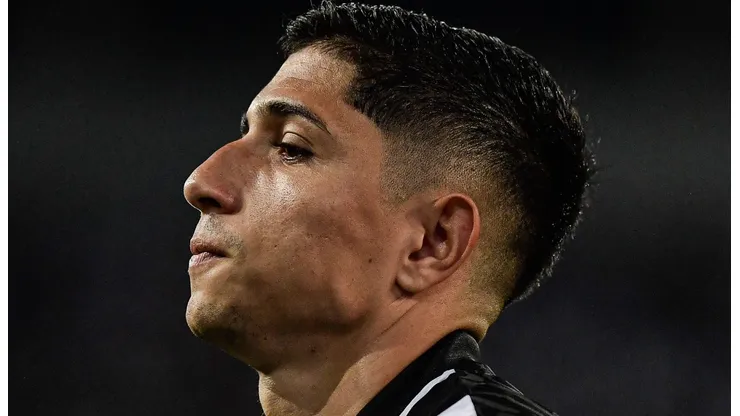 Savarino será desfalque para o Botafogo na próxima rodada da Libertadores. Foto: Thiago Ribeiro/AGIF