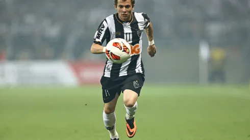 Bernard conquistou título em sua despedida na Grécia.