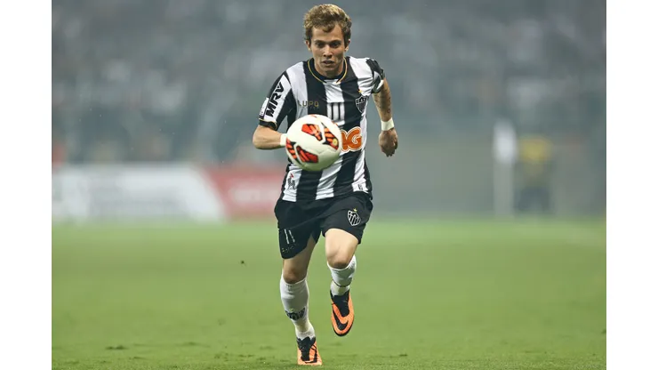 Bernard conquistou título em sua despedida na Grécia.