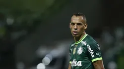 Breno Lopes em partida pelo Palmeiras no Allianz Parque pelo Campeonato Brasileiro de 2023. (Photo by Ricardo Moreira/Getty Images)