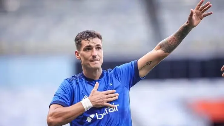 Foto: Staff Images /Cruzeiro - Dinenno ainda não deve retornar