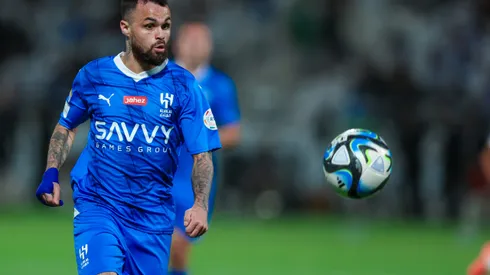 Michael pode deixar o futebol árabe