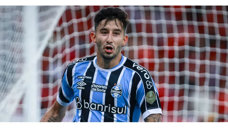 Villasanti é pivô de movimentação da direção do Grêmio, que corre contra o tempo para convencer paraguaios
